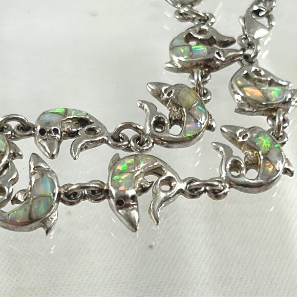 Childs Size Bracelet 7" Silver Tone Dolphins Abalone Ocean Sea Beach - Picture 1 of 5
